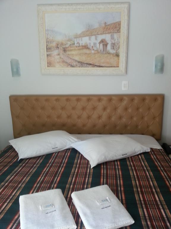 Hotel Pousada Valintur Balneário Camboriú Quarto foto